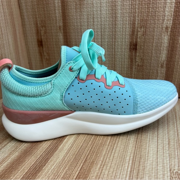 Moshn by Klogs shoes Rhythm Blue pink Sneakers Women’s size 8.5 - Picture 7 of 9